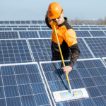 Cicero Viana Filho destaca como a energia limpa é a chave para a competitividade no cenário global.