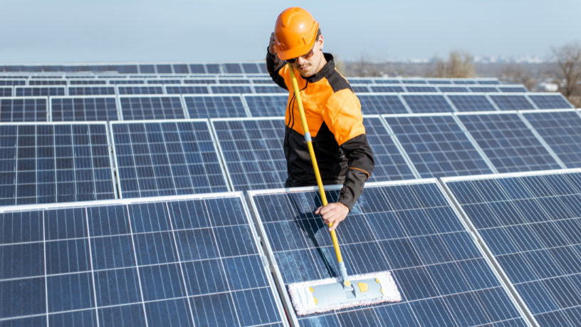 Cicero Viana Filho destaca como a energia limpa é a chave para a competitividade no cenário global.