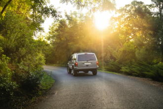 SUV híbrido ou elétrico: descubra com Sérgio Bento De Araújo qual solução oferece mais autonomia e economia no dia a dia urbano.