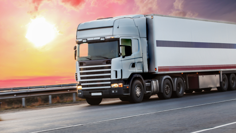 Avantec Transportes mostra como garantir integridade no transporte de medicamentos e eletrônicos com processos rigorosos e controle absoluto da cadeia logística.