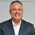 A engenharia de reformas no varejo precisa equilibrar prazo, operação ativa e qualidade construtiva. Elmar Juan Passos Varjão Bomfim explica como otimizar resultados sem comprometer o negócio.