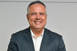 A engenharia de reformas no varejo precisa equilibrar prazo, operação ativa e qualidade construtiva. Elmar Juan Passos Varjão Bomfim explica como otimizar resultados sem comprometer o negócio.